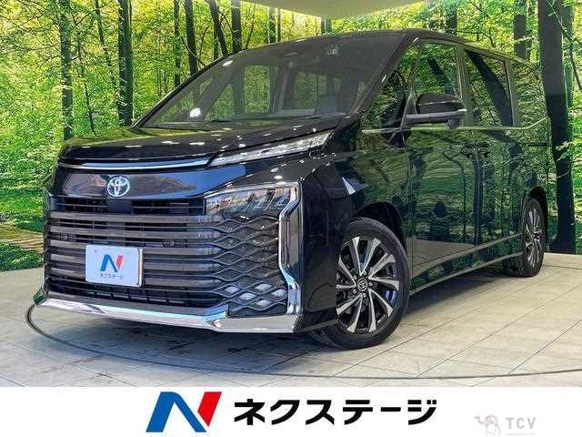 2022 Toyota Voxy