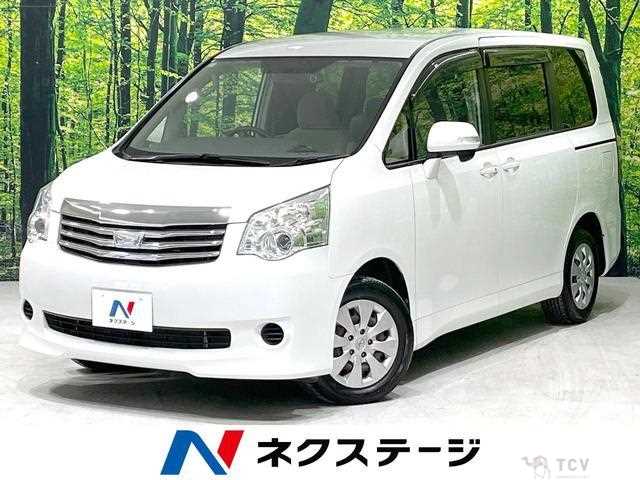 2013 Toyota Noah