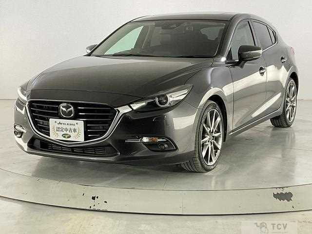 2018 Mazda Axela