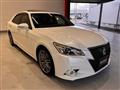 2014 Toyota Crown