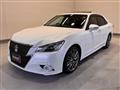 2014 Toyota Crown