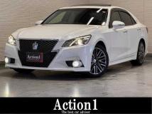 2014 Toyota Crown