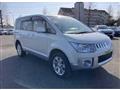 2016 Mitsubishi Delica D5