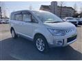 2016 Mitsubishi Delica D5
