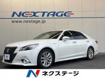 2013 Toyota Crown Hybrid