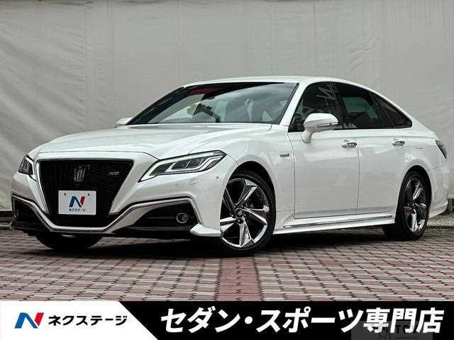 2018 Toyota Crown Hybrid