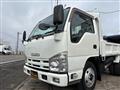 2013 Isuzu Elf Truck