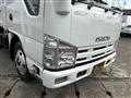 2013 Isuzu Elf Truck