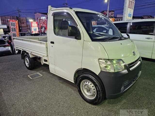2019 Toyota Liteace Truck