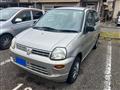 2002 Mitsubishi Minica