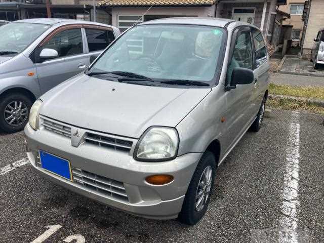 2002 Mitsubishi Minica