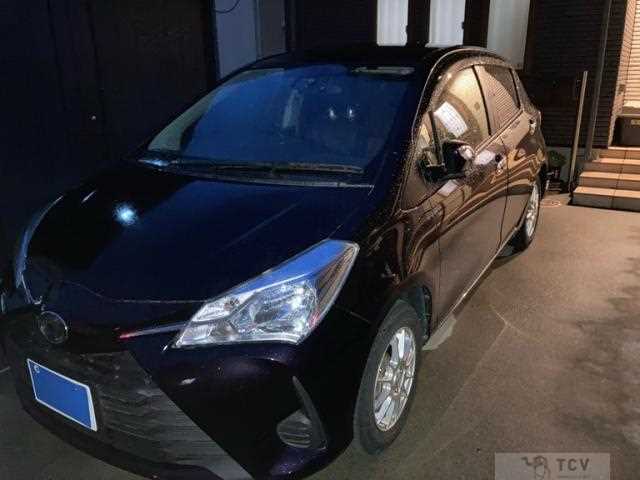 2017 Toyota Vitz