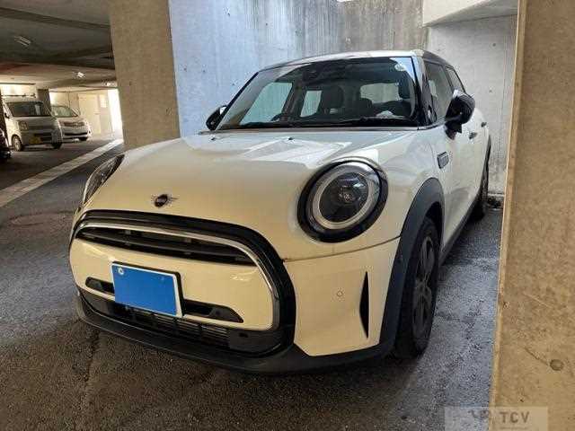 2022 BMW MINI