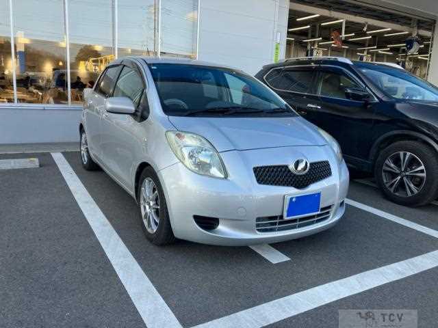2005 Toyota Vitz