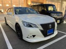 2013 Toyota Crown