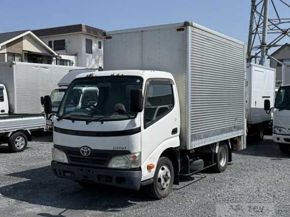 2011 Toyota Dyna Truck
