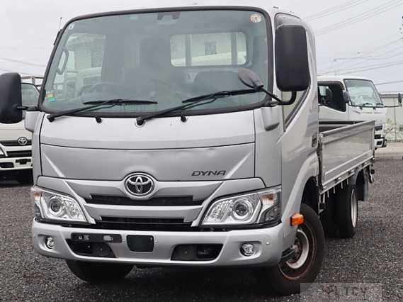 2022 Toyota Dyna Truck