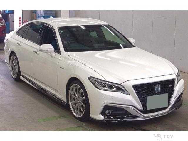 2019 Toyota Crown Hybrid