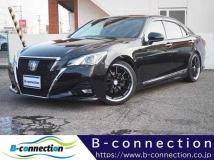 2013 Toyota Crown Hybrid