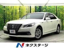 2015 Toyota Crown Hybrid