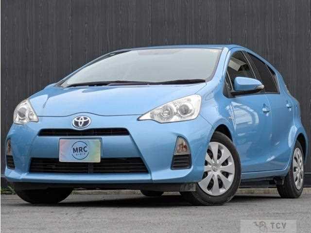 2013 Toyota AQUA