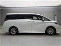 2023 Toyota Alphard Hybrid