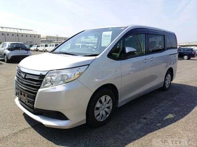 2017 Toyota Noah