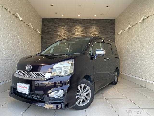 2011 Toyota Voxy