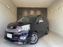 2011 Toyota Voxy
