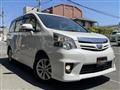 2013 Toyota Noah
