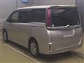 2017 Toyota Noah