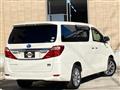 2012 Toyota Alphard Hybrid
