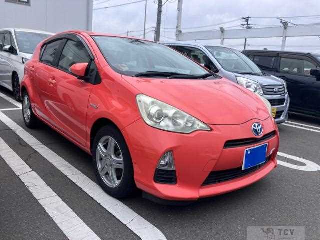 2013 Toyota AQUA