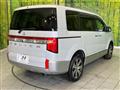 2024 Mitsubishi Delica D5