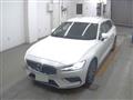2018 Volvo V60