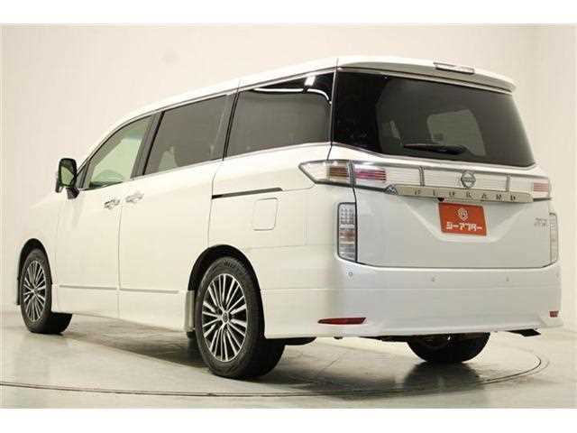 Nissan Elgrand 2024 — фото 11 купить в Москве