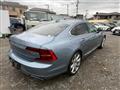 2017 Volvo S90