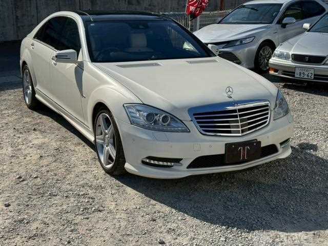 2011 Mercedes-Benz S-Class