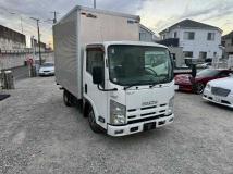 2013 Isuzu Elf Truck