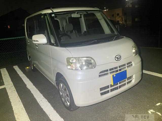 2010 Daihatsu Tanto