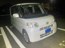 2010 Daihatsu Tanto
