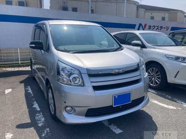 2007 Toyota Noah