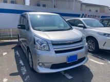 2007 Toyota Noah