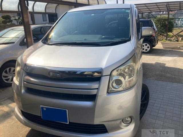 2009 Toyota Noah