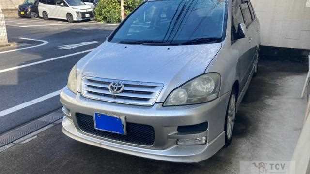 2002 Toyota Ipsum