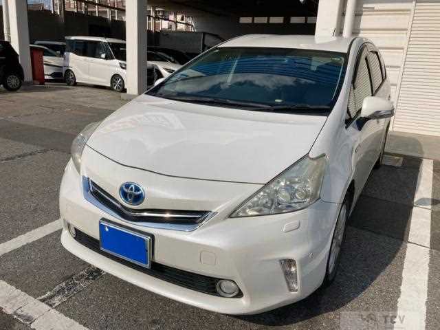 2012 Toyota PRIUS α