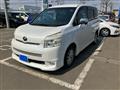 2010 Toyota Voxy