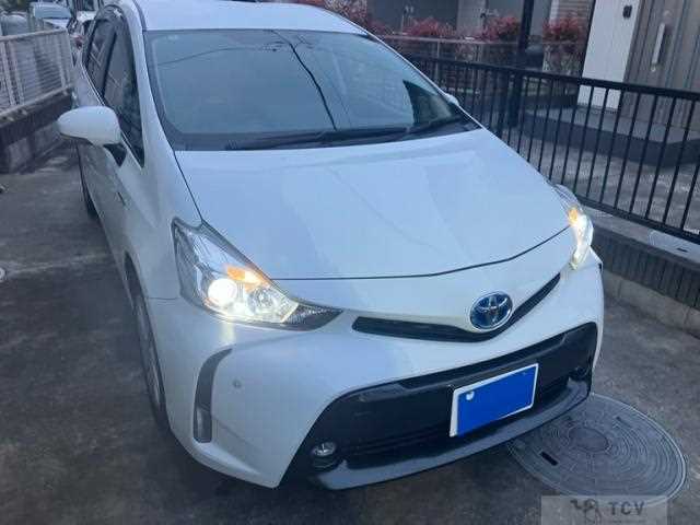 2015 Toyota PRIUS α