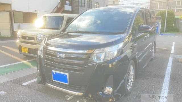 2016 Toyota Noah
