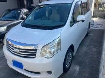 2013 Toyota Noah
